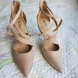Unisa pointy Heels